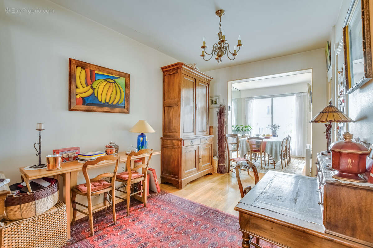 Appartement à PARIS-12E