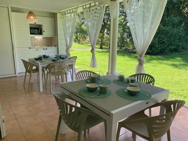 Appartement à SAINTE-ANNE