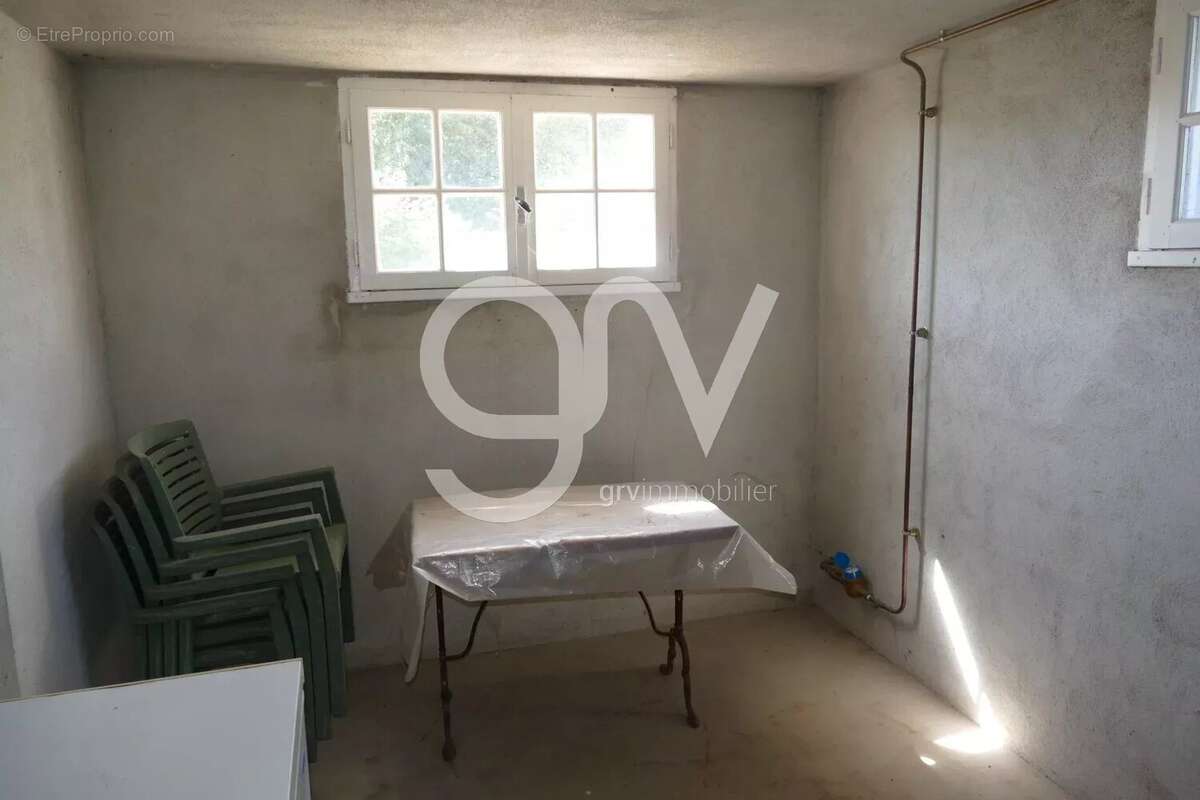 Maison à LAFEUILLADE-EN-VEZIE