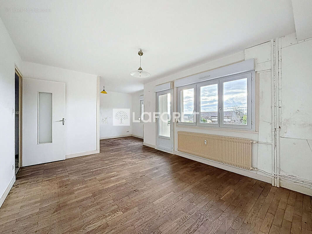 Appartement à vendre Saint Etienne Sur Chalaronne 3 pièce(s) 68.39 m2 - photo 2