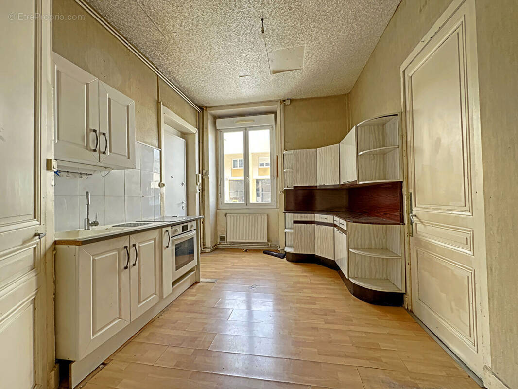 Appartement à SAINT-ETIENNE