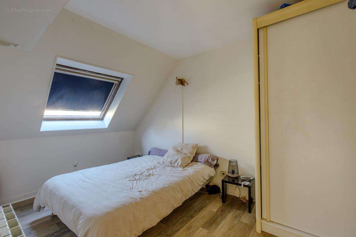 Maison à LES MUREAUX