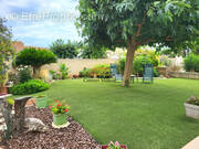 Maison à VIC-LA-GARDIOLE