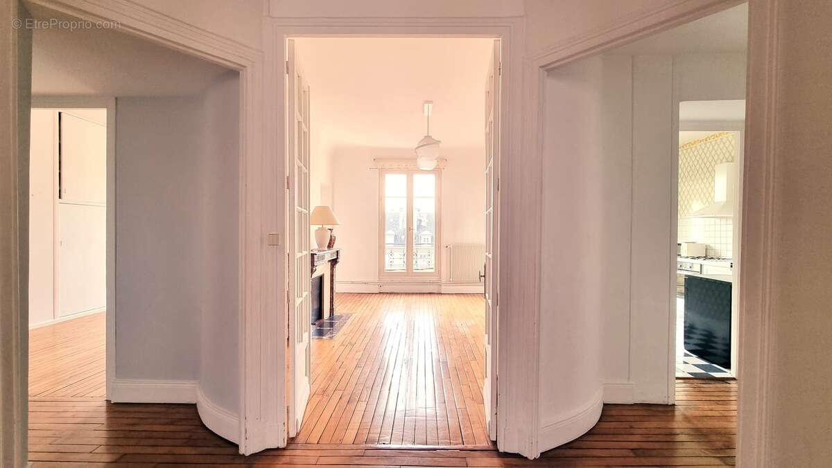 Appartement à CHARLEVILLE-MEZIERES