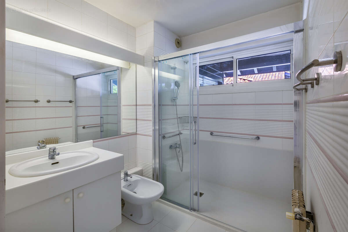 Appartement à CIBOURE