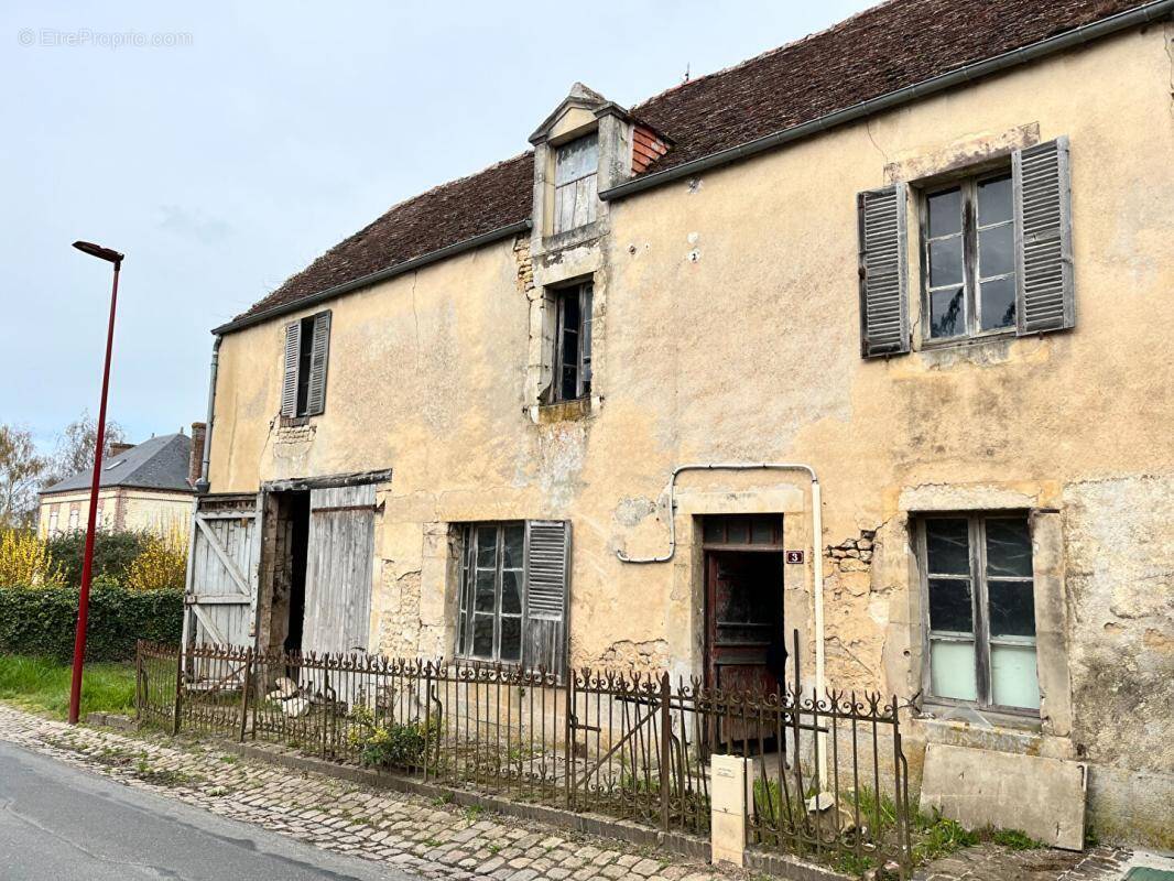 Maison à CROCY