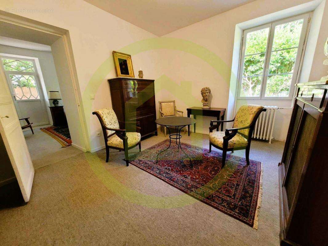 Maison à SAINT-DIZANT-DU-GUA