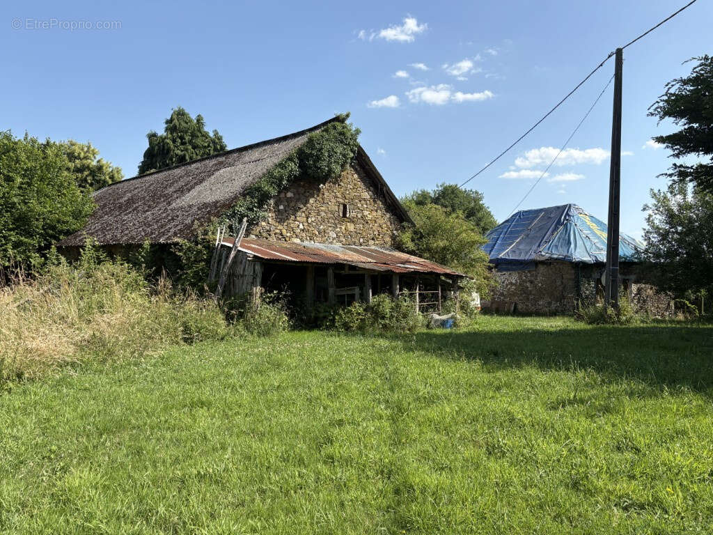 Maison à LAGRAULIERE