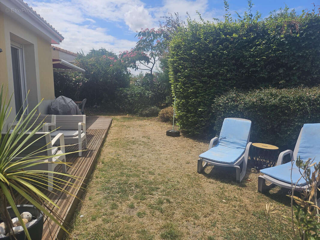 Maison à AIGREFEUILLE-SUR-MAINE