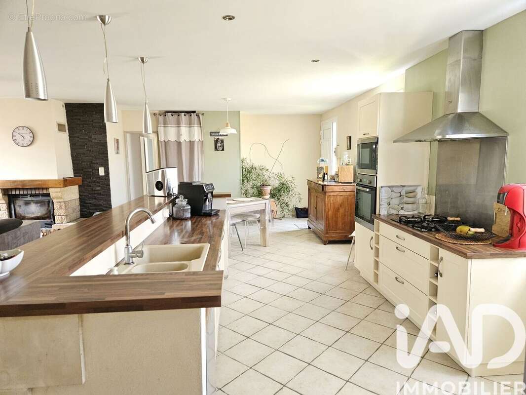 Photo 2 - Maison à CHERAC