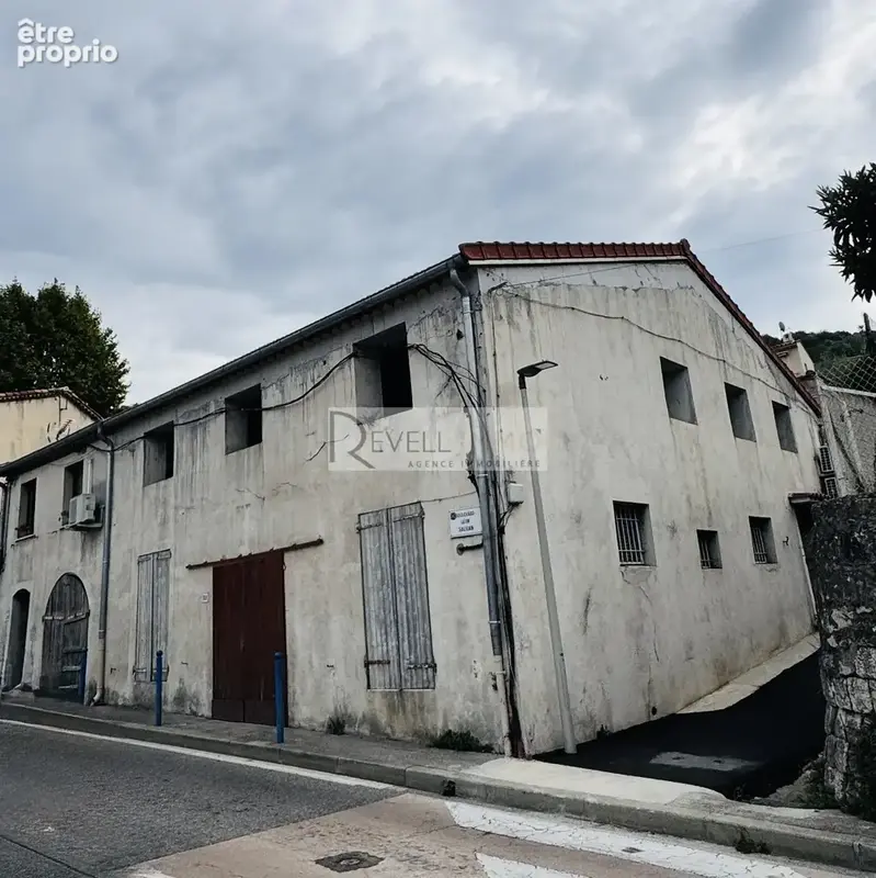 Tourrette-levens   centre du village   appartement à réinventer avec fort potentiel - photo 1