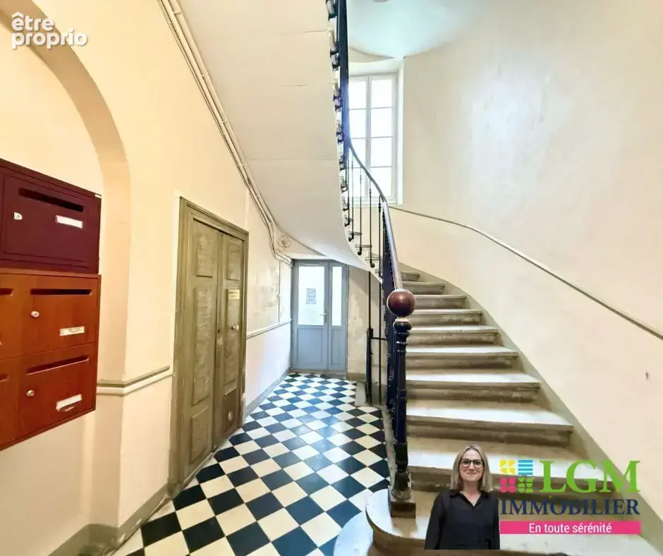 Nimes centre - appartement haussmannien 147 m² - photo 12