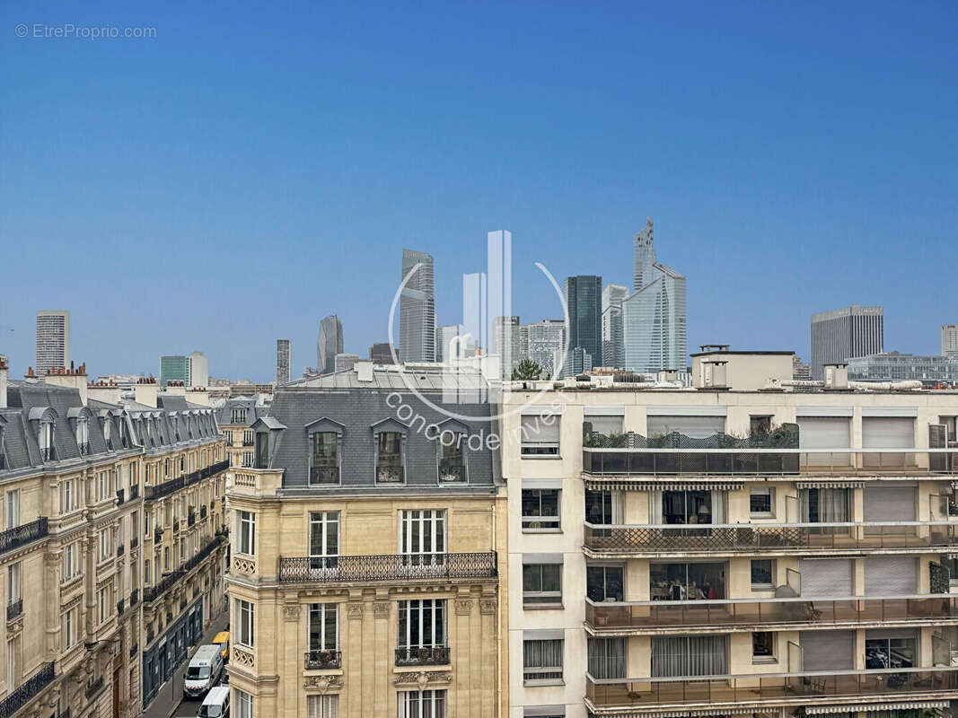 Appartement à NEUILLY-SUR-SEINE