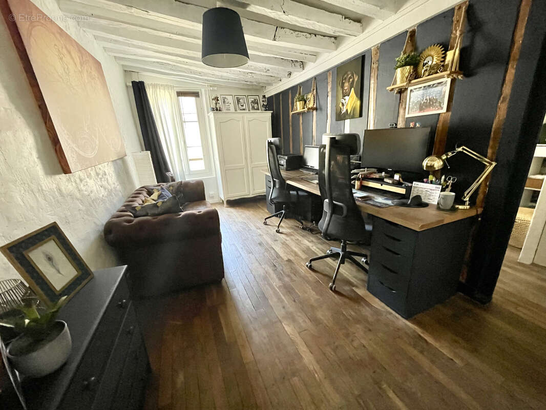 Maison à FRENEUSE