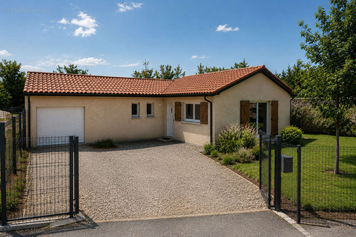 Maison à CHAVANOZ