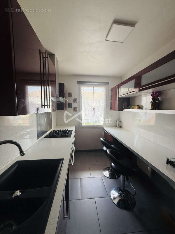 Appartement à MOISSY-CRAMAYEL