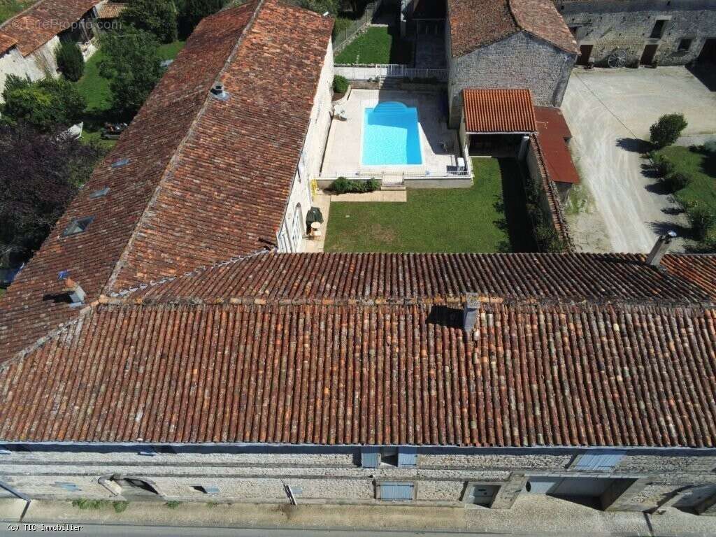 Vaste Maison de Village Avec Piscine Chauffée - photo 48