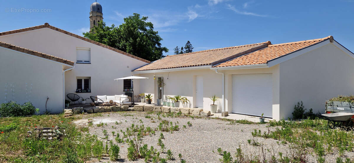 Maison à LAMARQUE