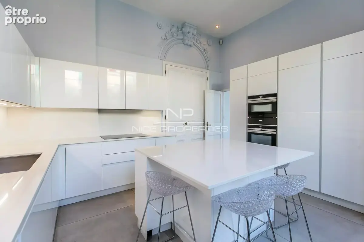 Majestueux 6 pièces  vue mer de 288 m² habitables dans une Hôtel Particulier du Mont Boron - photo 18