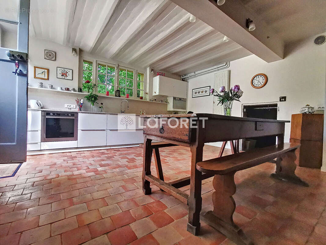 Maison à MONTEVRAIN