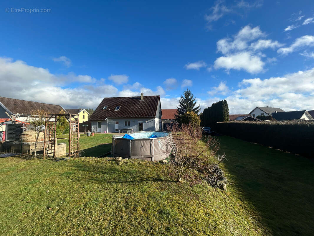 Maison à MALBOUHANS