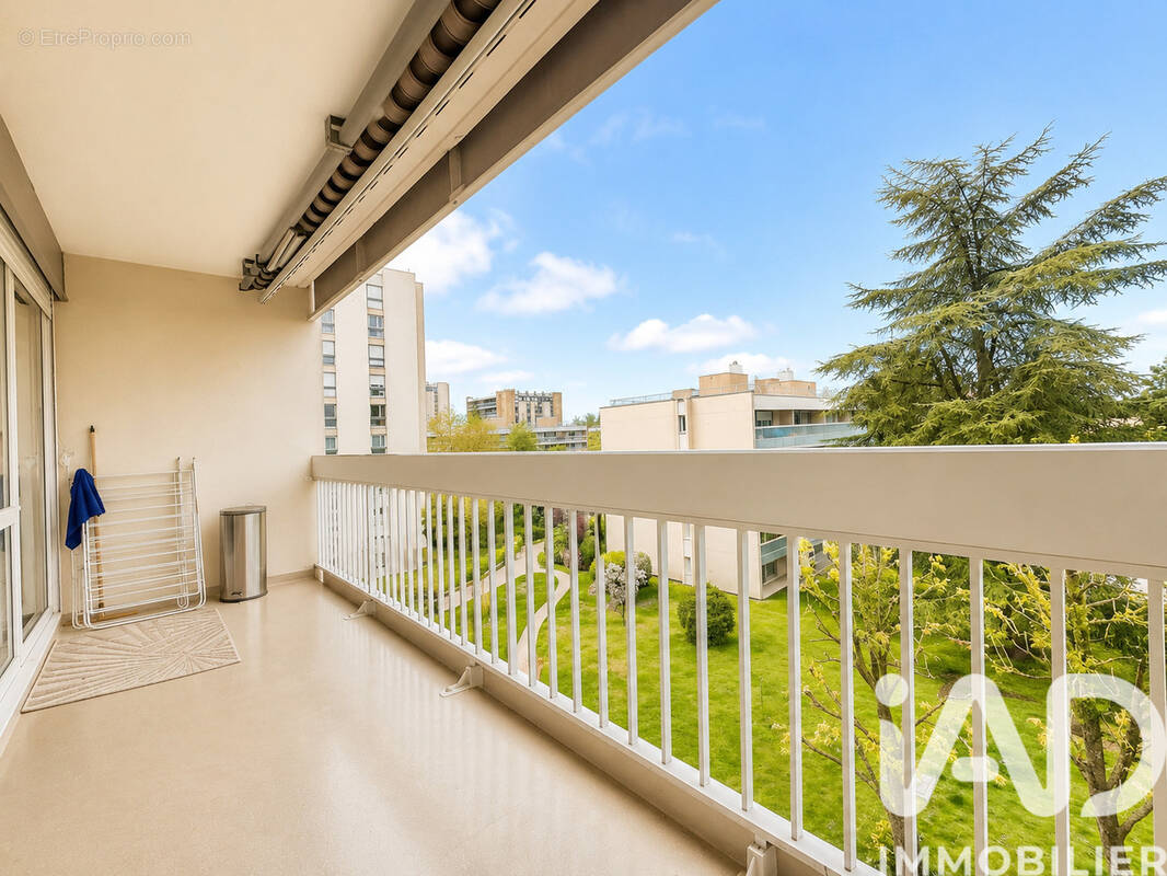 Photo 1 - Appartement à ELANCOURT