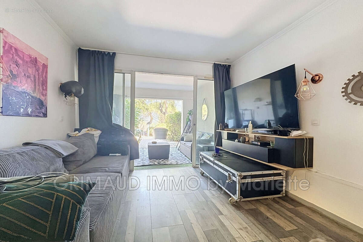 Appartement à GRIMAUD