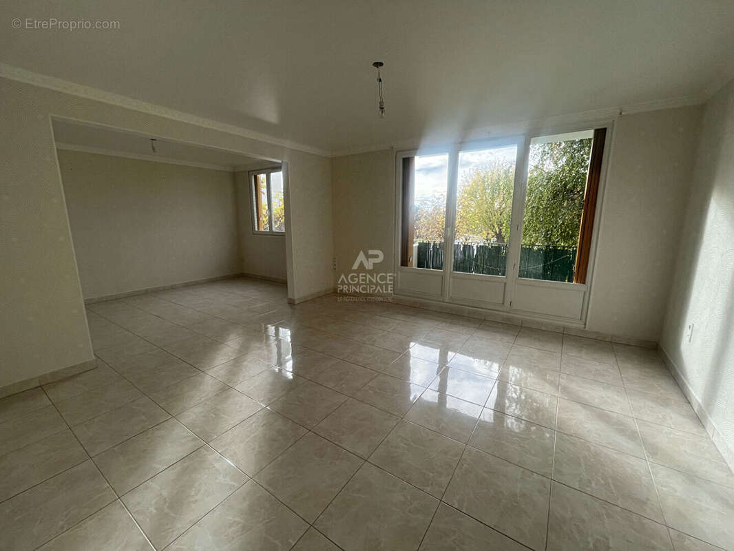 Appartement à PONTOISE