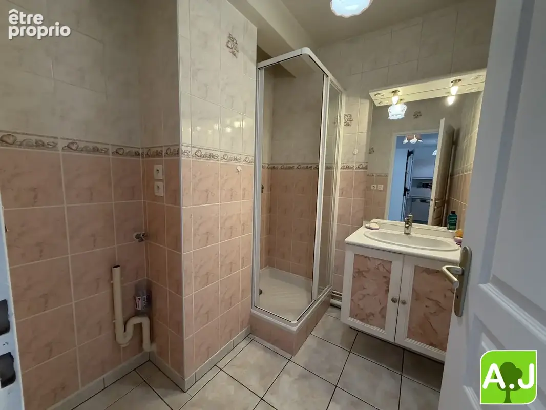 Appartement 3 pièces 74 m² à vendre à Ezy-Sur-Eure (27530) - photo 8