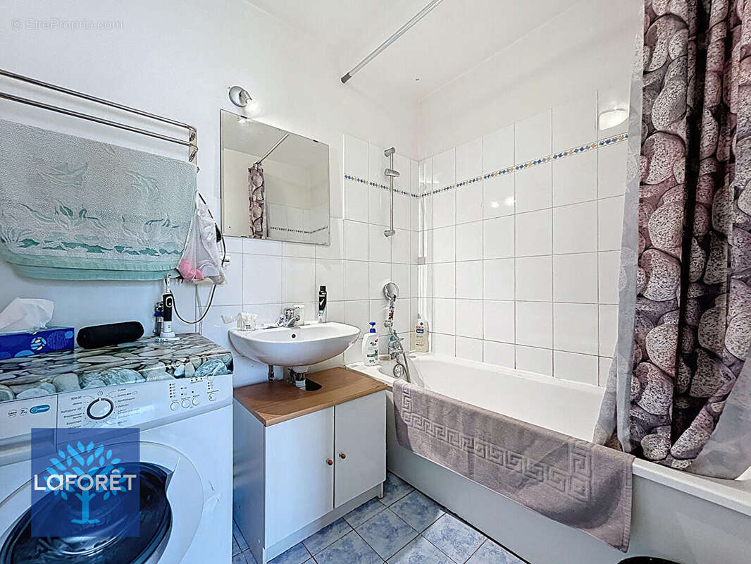 Appartement à CORBEIL-ESSONNES