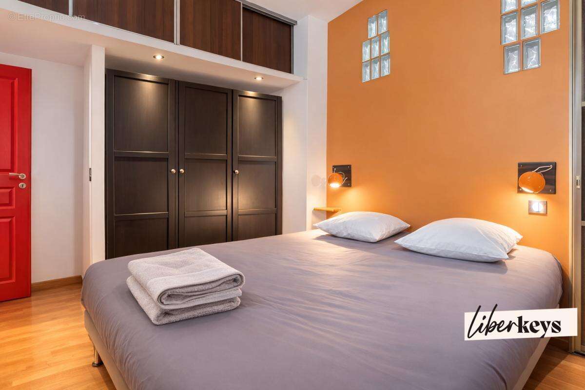 Appartement à MARSEILLE-2E