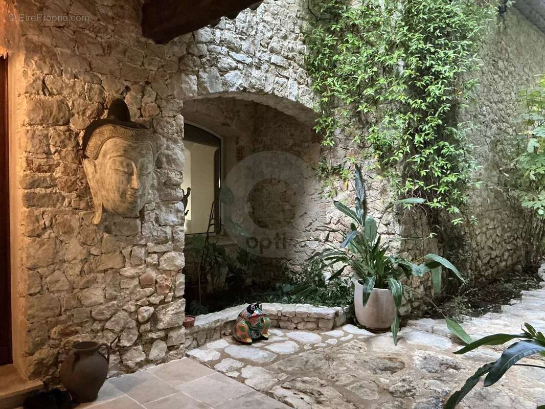 Maison à LA COLLE-SUR-LOUP