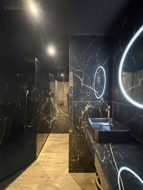 Appartement à AIX-LES-BAINS