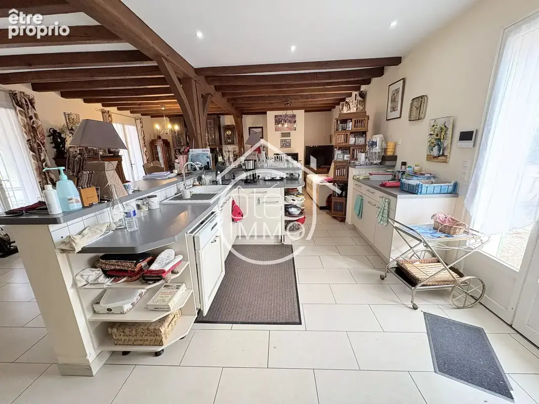 PRIGONRIEUX : Maison traditionnelle avec annexe, 7 pièces de 169m² - photo 3