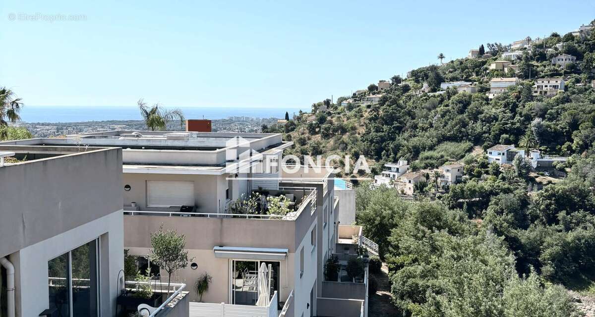 Appartement à MANDELIEU-LA-NAPOULE