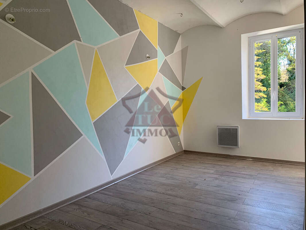 Appartement à BESSEGES