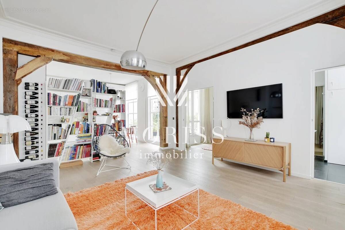 Appartement à PARIS-3E