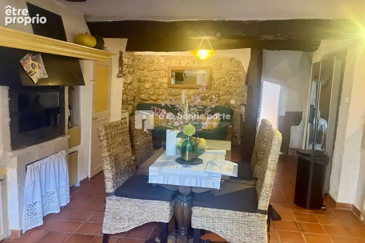 Maison 6 pièces 110 m² à vendre à Jouques (13490) - photo 6