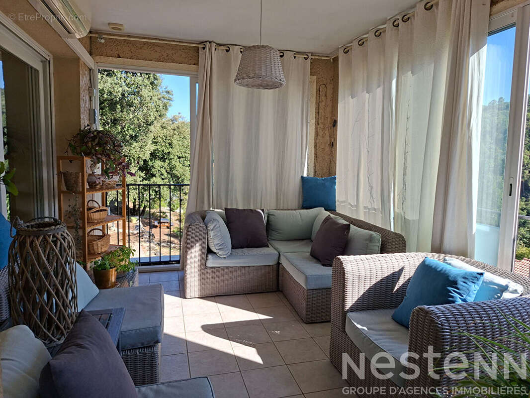 Maison contemporaine 6 pièces à vendre à Branoux les Taillades - Vue magnifique, calme et ensoleillée - photo 4