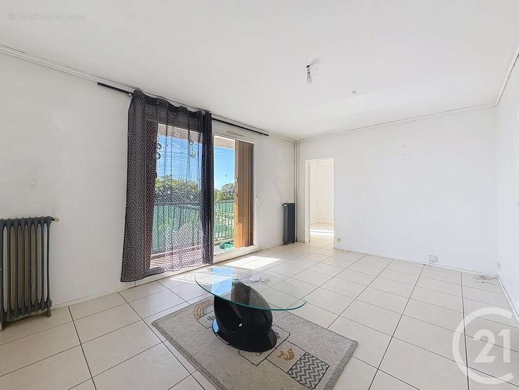 Appartement à MONTEREAU-FAULT-YONNE