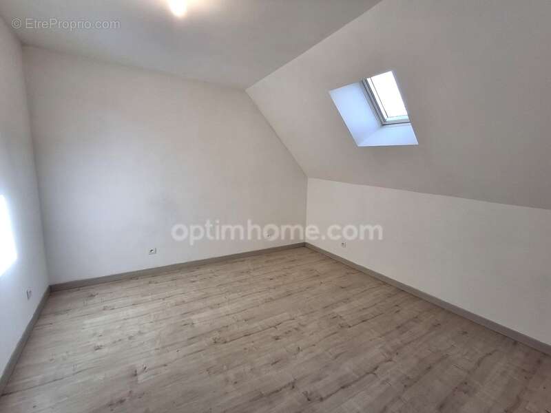 Maison à CHATEAUNEUF-EN-THYMERAIS