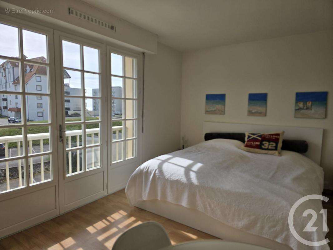 Appartement à NESLES