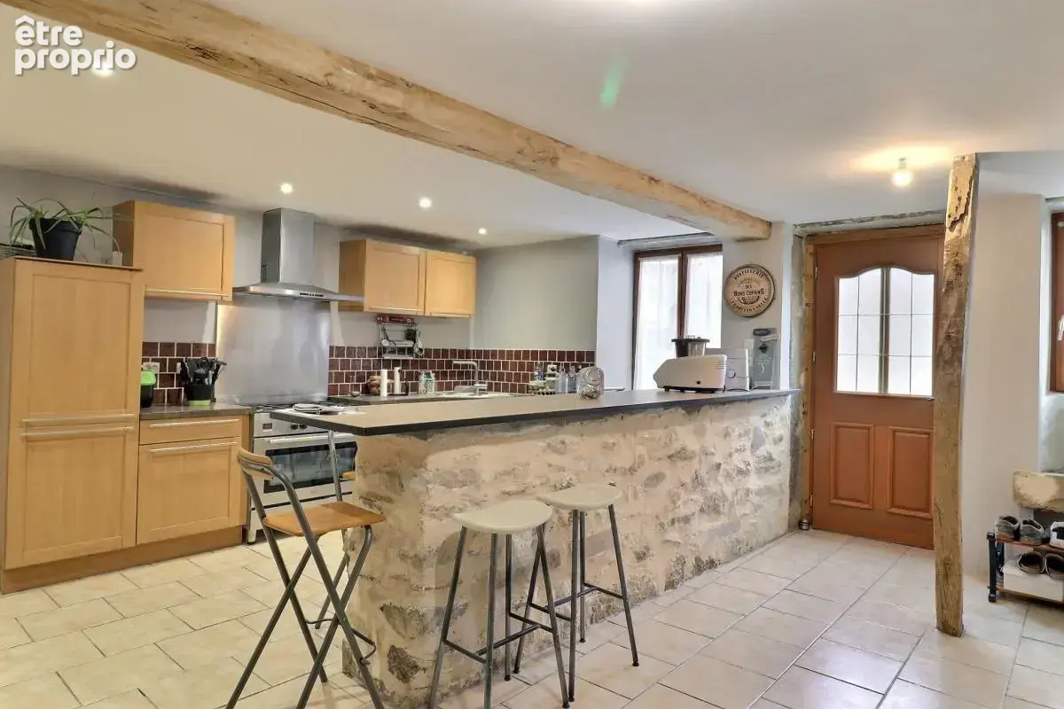 Charme et authenticité : maison 4 chambres à 8 min de morestel (38510) - photo 3