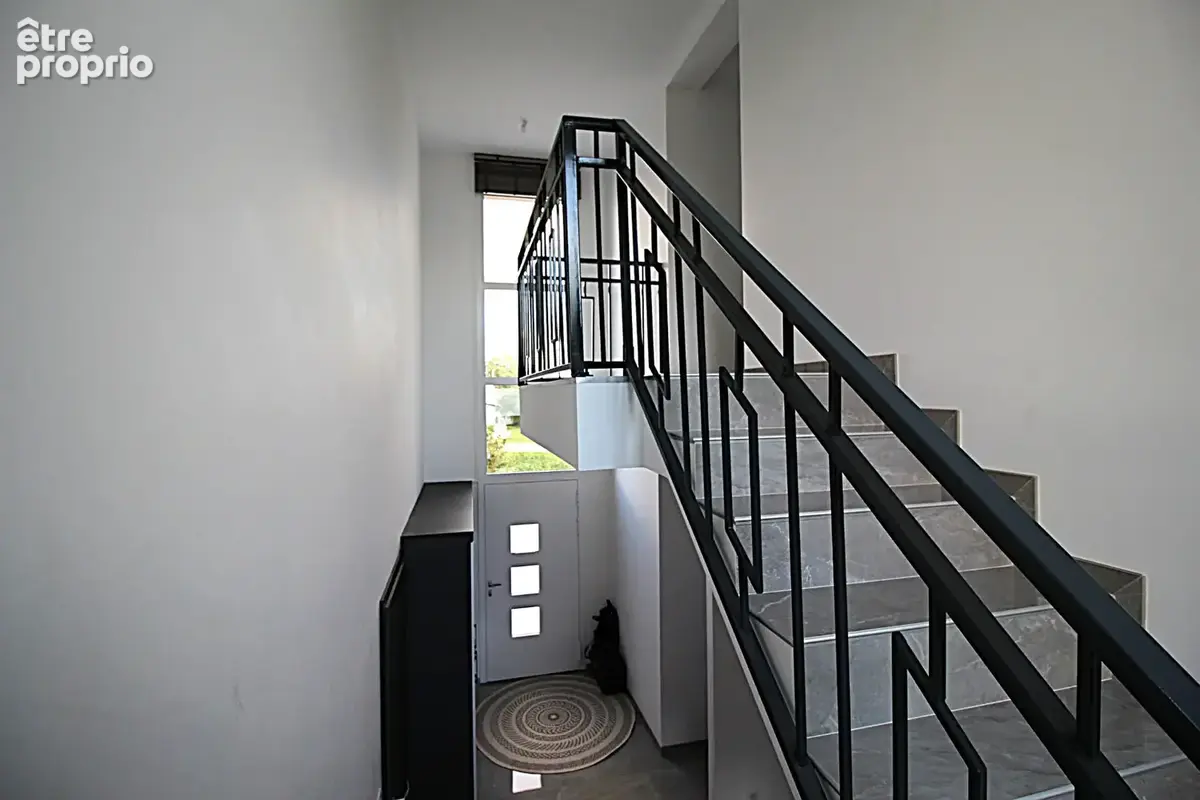 Maison d'architecte neuve 6 pièces à vendre à Ormes - Grand standing - photo 6