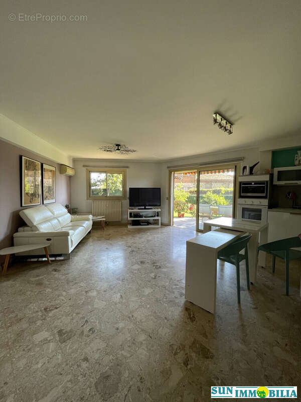 Appartement à CAGNES-SUR-MER