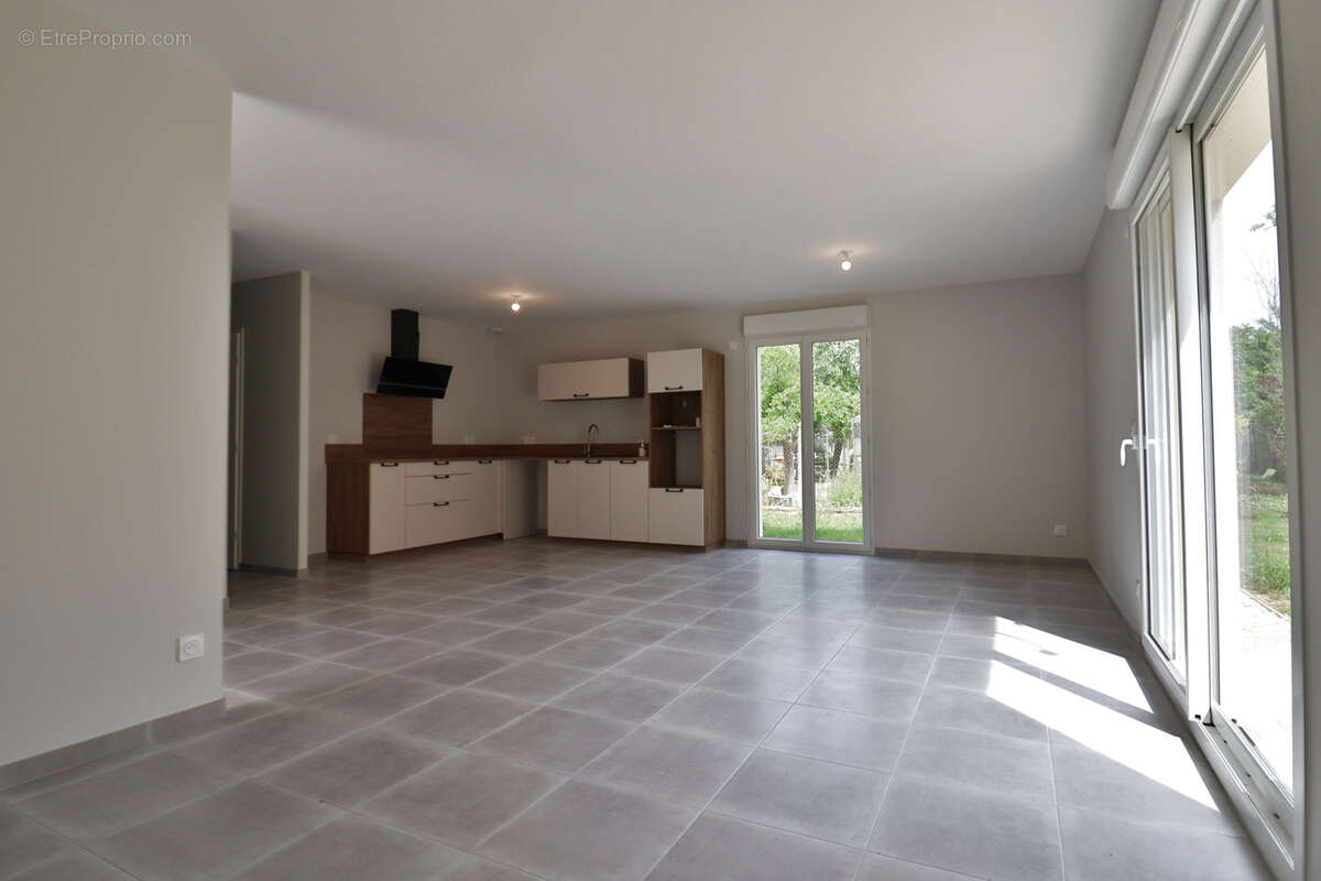 Maison à FONTVANNES