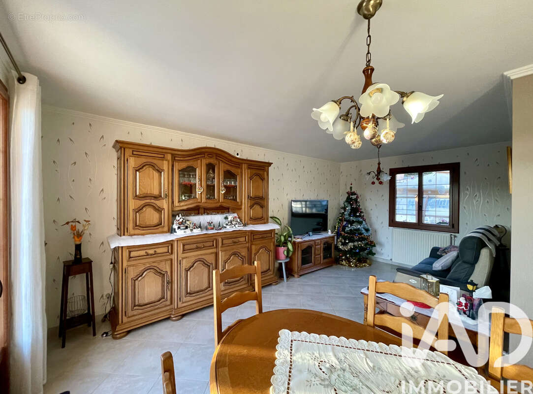 Photo 4 - Maison à PARON