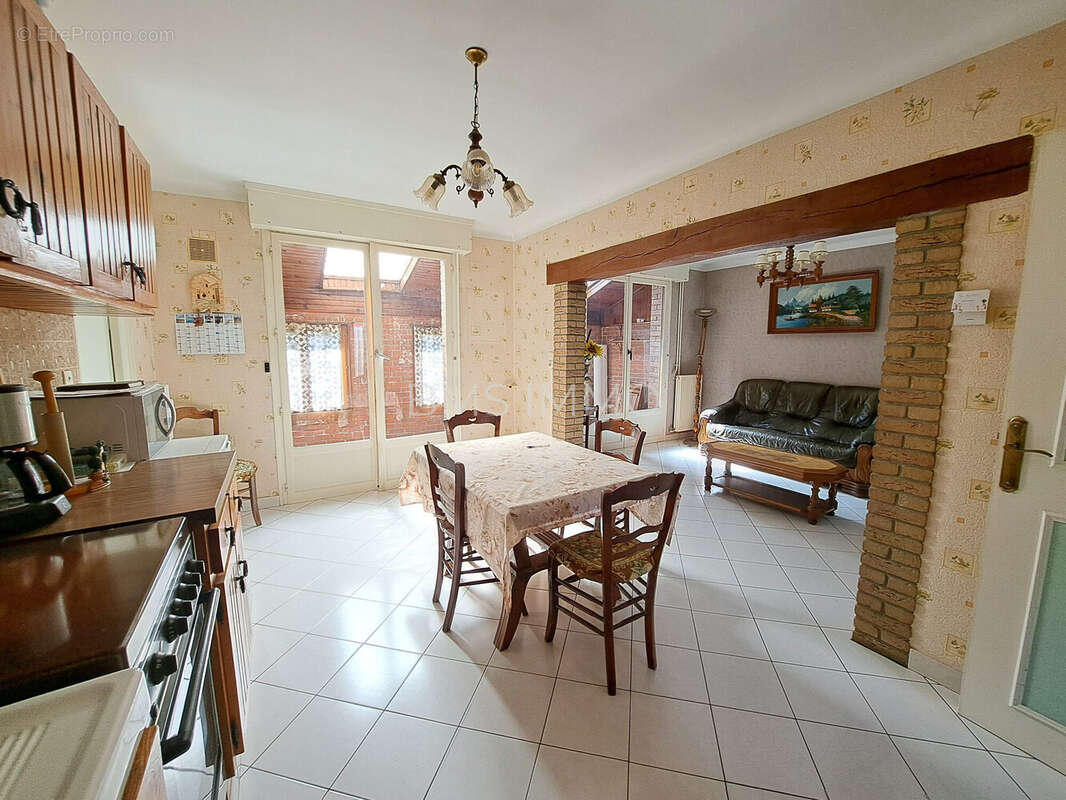 Maison 100 m² à Mons-En-Pevele  - photo 8