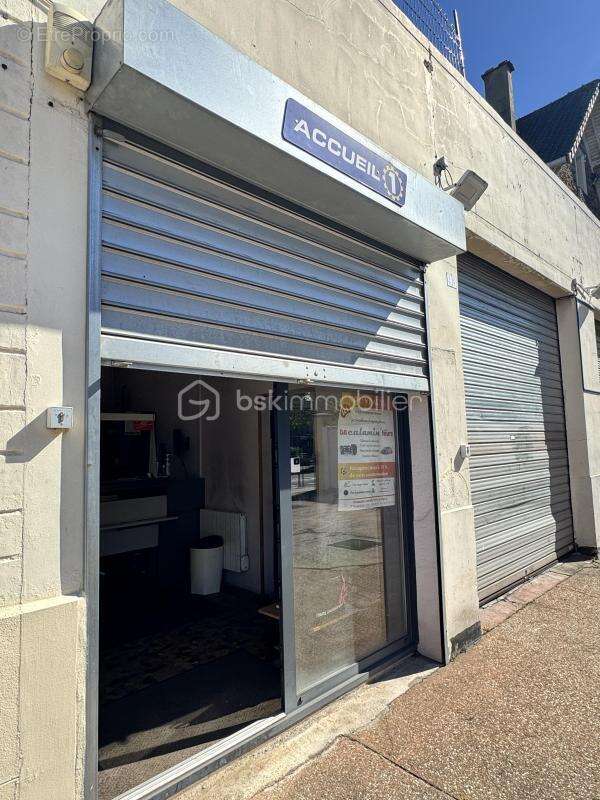 Appartement à LES PAVILLONS-SOUS-BOIS