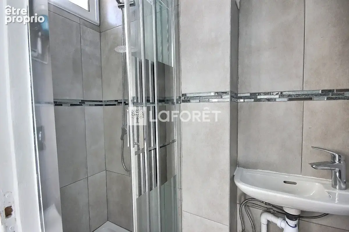 Appartement Courbevoie 1 pièce(s) 21 m2 - photo 12